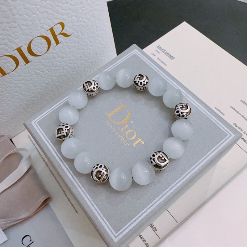 chr1st1an D10r bracelets